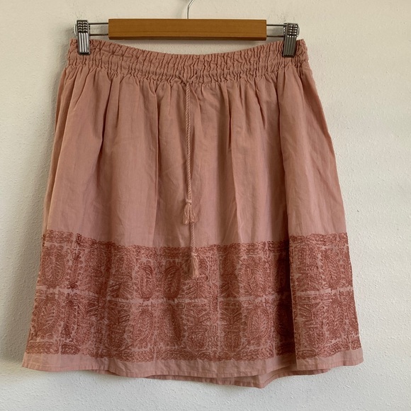 J. Crew Dresses & Skirts - J.Crew‎ Embroidered Skirt Medium Blush Pink